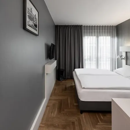 Hotel Amano & 4*