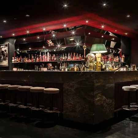 Hotel Amano & 4*