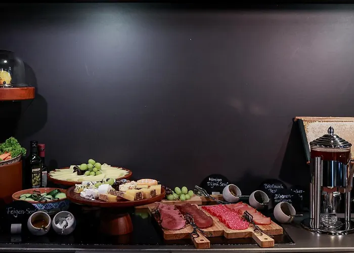 Amano & ホテル 4*