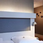 Amano & Hotel 4*