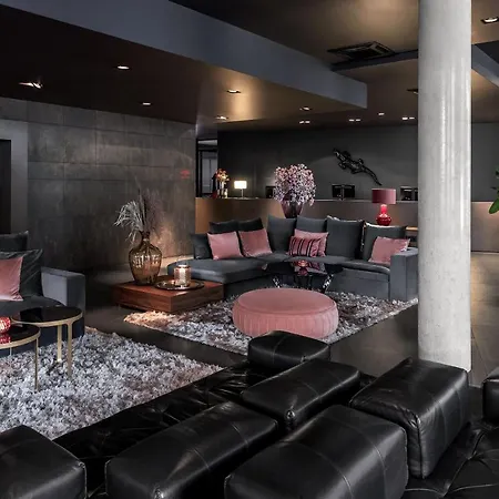 Amano Rooms&apartments 4*