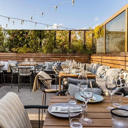 Amano Rooms&apartments Hotel 4*