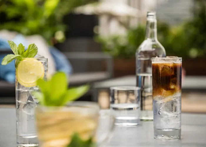 Szálloda Amano & 4*