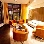Amano & Hotel 4*